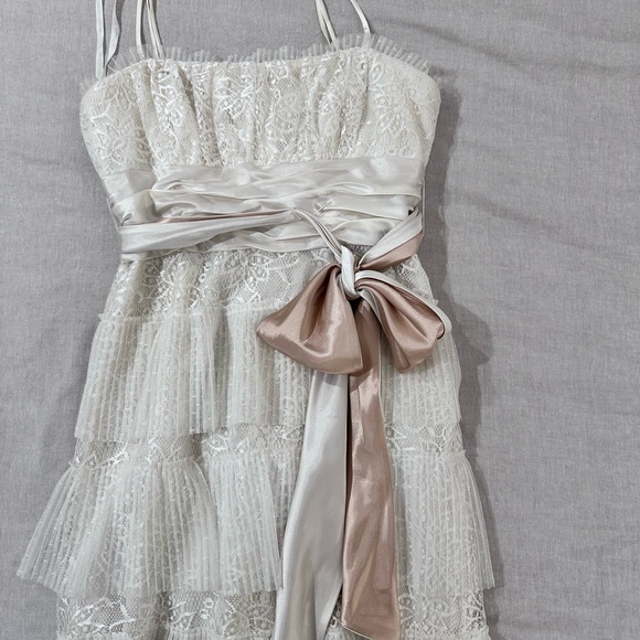 BCBG Elegant White Lace Tiered Dress - Picture 2 of 3